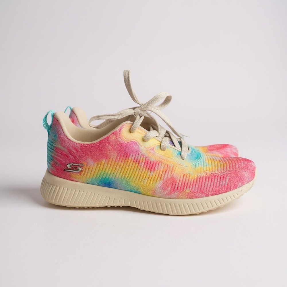 Skechers BOBS Rainbow Tie-Dye Knit Sneakers • Women’s 7.5 - Picture 2 of 3
